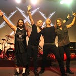 Смотрим видео с эксклюзивного концерта Metallica